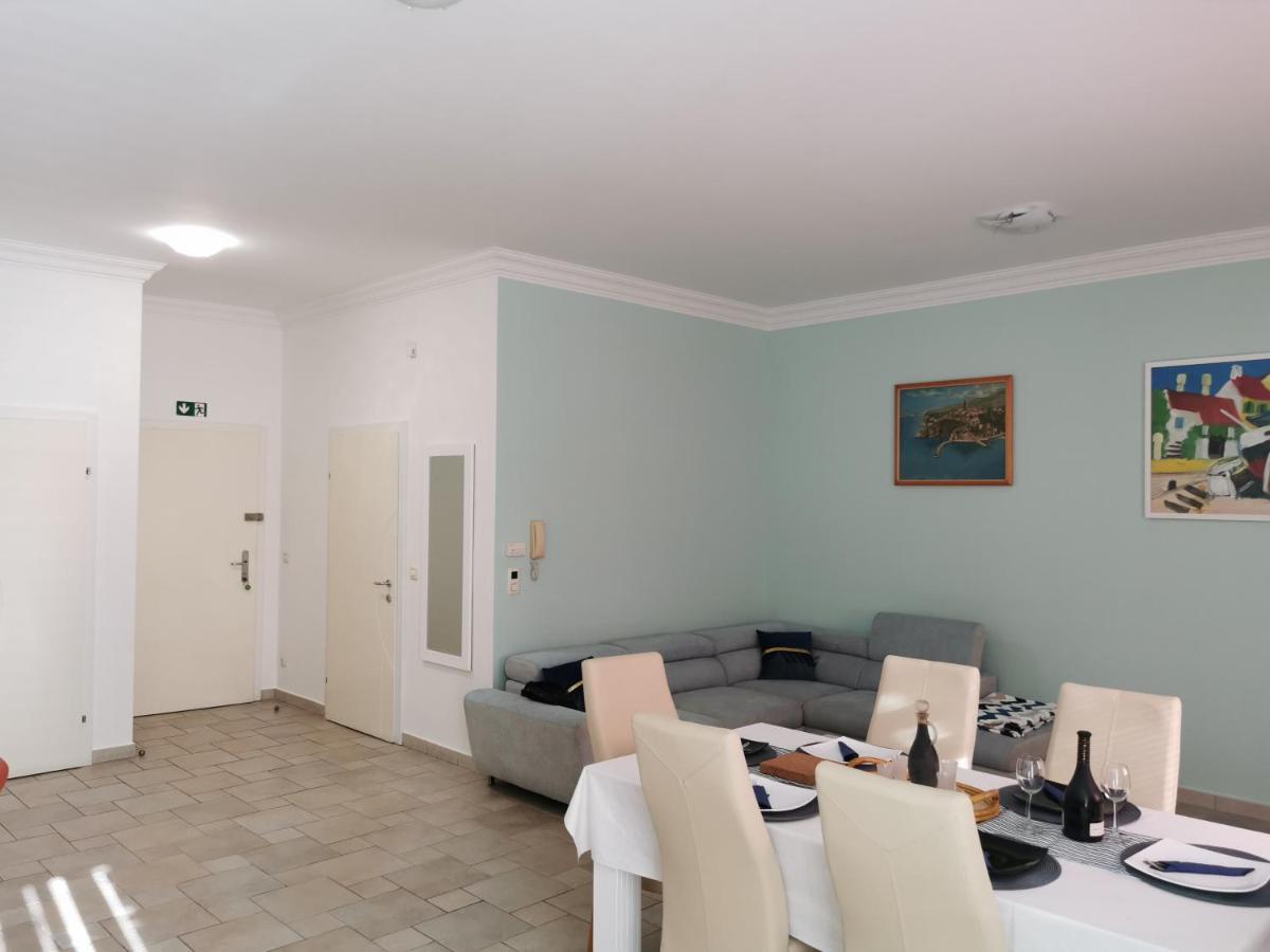 Apartman Lui Fiume Esterno foto
