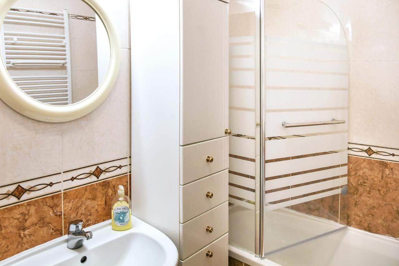 Apartman Lui Fiume Esterno foto