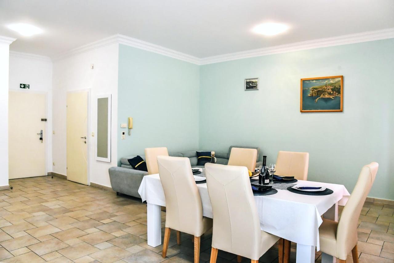 Apartman Lui Fiume Esterno foto
